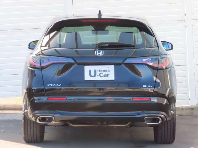 ＺＲ－Ｖ ｅ：ＨＥＶ　Ｚ特別仕様車ブラックスタイル　ナビ　フルセグ　Ｒカメラ　ＥＴＣ　ＬＥＤ　ＡＷ　スマートキー　電動シート　シートヒーター　ミュージックプレイヤー接続可　オートマチックハイビーム（6枚目）