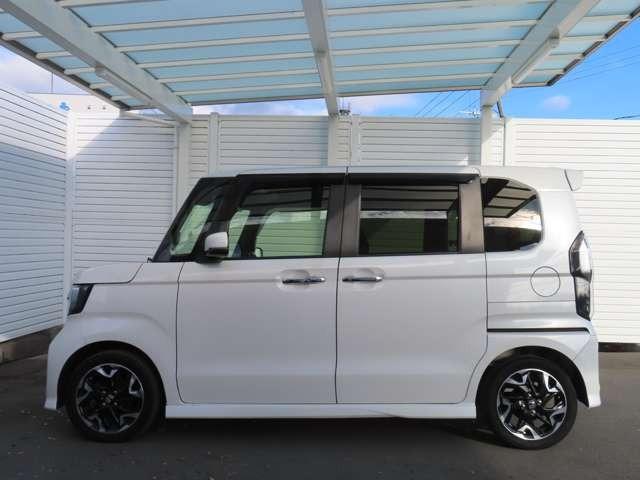 Ｎ－ＢＯＸカスタム Ｇ・Ｌターボホンダセンシング　１年間走行距離無制限保証付き　ナビ　フルセグ　前後ドラレコ　Ｒカメラ　ＥＴＣ　ＬＥＤ　ＡＷ　フロントフォグランプ　両側（電動）スライドドア　スマートキー　ベンチシート　シートヒーター　ＤＶＤ　ＣＤ（7枚目）