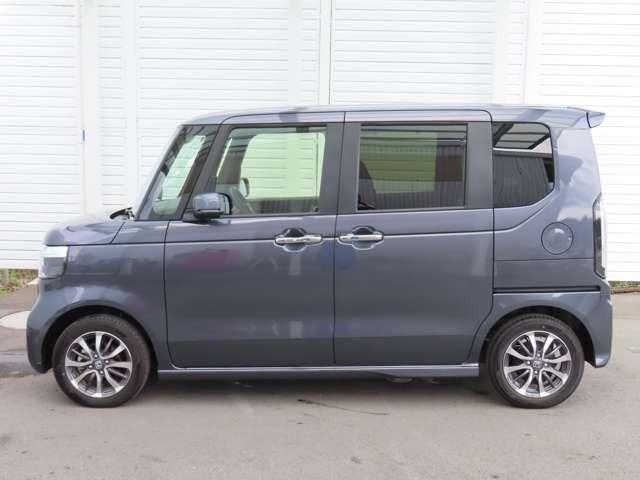 Ｎ－ＢＯＸカスタム 　ナビ　フルセグ　Ｒカメラ　ＥＴＣ　ＬＥＤ　ＡＷ　両側（片側のみ電動）スライドドア　スマートキー　ベンチシート　シートヒーター　フルフラットシート　ミュージックプレイヤー接続可　衝突被害軽減ブレーキ（6枚目）