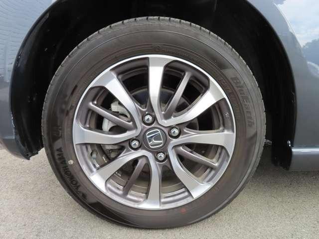 Ｎ－ＢＯＸカスタム 　ナビ　フルセグ　Ｒカメラ　ＥＴＣ　ＬＥＤ　ＡＷ　両側（片側のみ電動）スライドドア　スマートキー　ベンチシート　シートヒーター　フルフラットシート　ミュージックプレイヤー接続可　衝突被害軽減ブレーキ（8枚目）