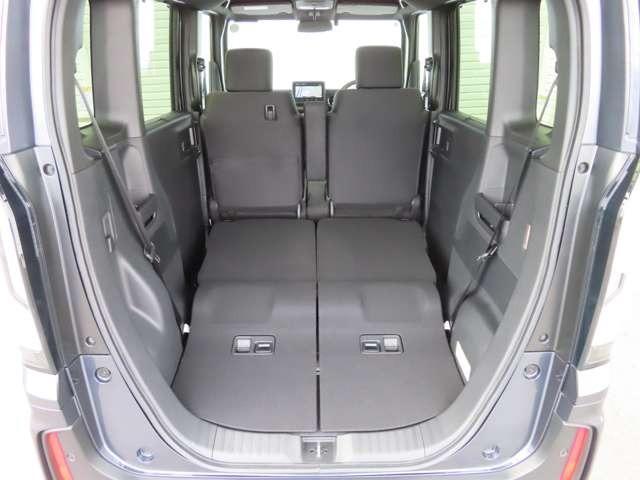 Ｎ－ＢＯＸカスタム 　ナビ　フルセグ　Ｒカメラ　ＥＴＣ　ＬＥＤ　ＡＷ　両側（片側のみ電動）スライドドア　スマートキー　ベンチシート　シートヒーター　フルフラットシート　ミュージックプレイヤー接続可　衝突被害軽減ブレーキ（10枚目）
