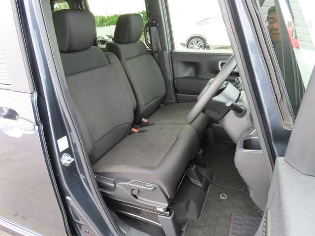 Ｎ－ＢＯＸカスタム 　ナビ　フルセグ　Ｒカメラ　ＥＴＣ　ＬＥＤ　ＡＷ　両側（片側のみ電動）スライドドア　スマートキー　ベンチシート　シートヒーター　フルフラットシート　ミュージックプレイヤー接続可　衝突被害軽減ブレーキ（12枚目）