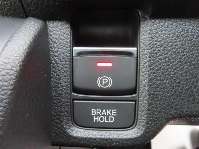 Ｎ－ＯＮＥ プレミアム　ツアラー　１年間走行距離無制限保証付き　ナビ　Ｒカメラ　ＥＴＣ　ＬＥＤ　ＡＷ　ＣＤ　ミュージックプレイヤー接続可　シートヒーター　スマートキー（18枚目）