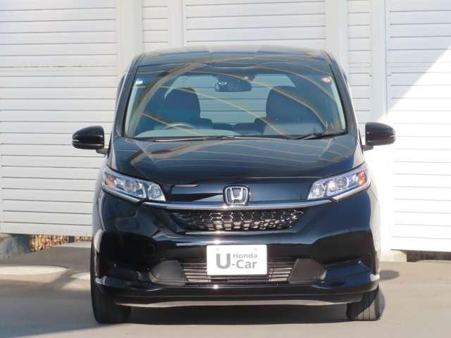 フリード Ｇ　ナビ　フルセグ　前後ドラレコ　Ｒカメラ　ＥＴＣ　ＬＥＤ　ＡＷ　両側（電動）スライドドア　スマートキー　３列シート　ウォークスルー　シートヒーター　ＤＶＤ　ＣＤ　ミュージックサーバー　盗難防止装置（5枚目）