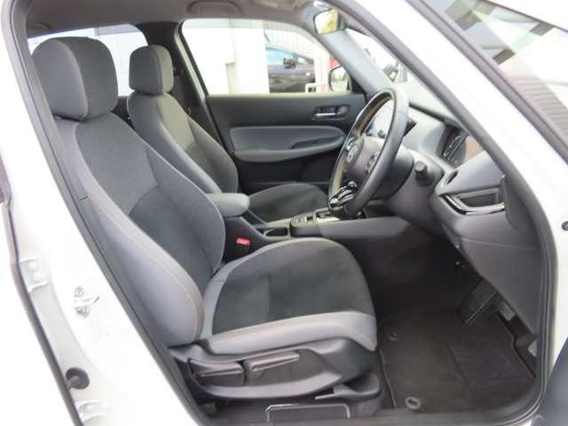 フィット RS ナビ フルセグ Rカメラ ETC LED AW ミュージックプレイヤー接続可 スマートキー 衝突被害軽減ブレーキ 盗難防止装置(14枚目)