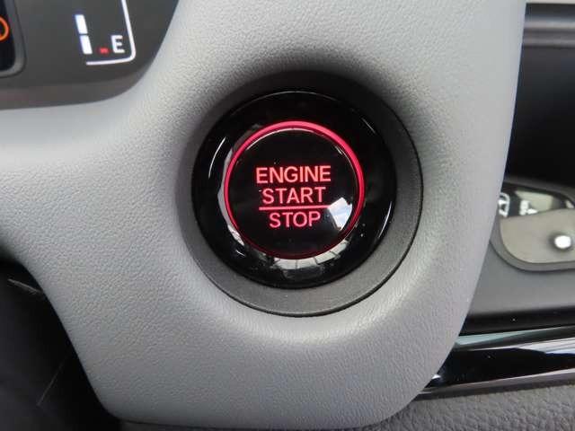 フィット RS ナビ フルセグ Rカメラ ETC LED AW ミュージックプレイヤー接続可 スマートキー 衝突被害軽減ブレーキ 盗難防止装置(18枚目)