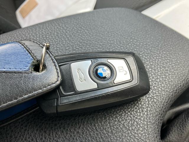３シリーズ ３２０ｄツーリング　ドライブレコーダー　ＥＴＣ　正規輸入車　右ハンドル　バックカメラ　ナビ　スマートキー　プッシュスタート　アルミホイール（23枚目）