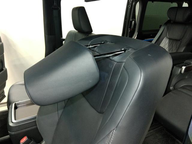 グランエース プレミアム　ワンオーナー　電動シート　安全装備　衝突被害軽減システム　横滑り防止機能　ＡＢＳ　エアバッグ　オートクルーズコントロール　盗難防止装置　バックカメラ　後席モニター　ＥＴＣ　ミュージックプレイヤー接続可（15枚目）