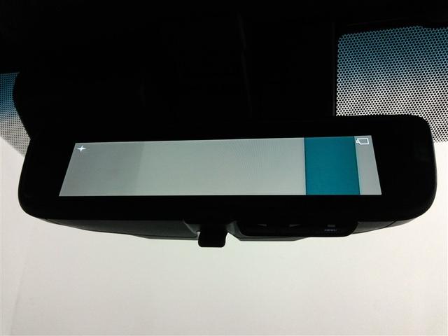 グランエース プレミアム　ワンオーナー　電動シート　安全装備　衝突被害軽減システム　横滑り防止機能　ＡＢＳ　エアバッグ　オートクルーズコントロール　盗難防止装置　バックカメラ　後席モニター　ＥＴＣ　ミュージックプレイヤー接続可（22枚目）