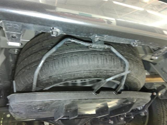 グランエース プレミアム　ワンオーナー　電動シート　安全装備　衝突被害軽減システム　横滑り防止機能　ＡＢＳ　エアバッグ　オートクルーズコントロール　盗難防止装置　バックカメラ　後席モニター　ＥＴＣ　ミュージックプレイヤー接続可（39枚目）