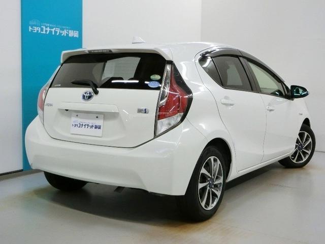 アクア Ｇブラックソフトレザーセレクション　ハイブリッド　ワンオーナー　衝突被害軽減システム　横滑り防止機能　ＡＢＳ　エアバッグ　オートクルーズコントロール　盗難防止装置　バックカメラ　ＥＴＣ　ドラレコ　ミュージックプレイヤー接続可　ＣＤ（2枚目）