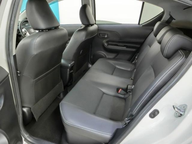 アクア Ｇブラックソフトレザーセレクション　ハイブリッド　ワンオーナー　衝突被害軽減システム　横滑り防止機能　ＡＢＳ　エアバッグ　オートクルーズコントロール　盗難防止装置　バックカメラ　ＥＴＣ　ドラレコ　ミュージックプレイヤー接続可　ＣＤ（13枚目）