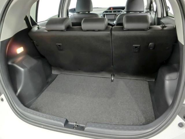 アクア Ｇブラックソフトレザーセレクション　ハイブリッド　ワンオーナー　衝突被害軽減システム　横滑り防止機能　ＡＢＳ　エアバッグ　オートクルーズコントロール　盗難防止装置　バックカメラ　ＥＴＣ　ドラレコ　ミュージックプレイヤー接続可　ＣＤ（14枚目）