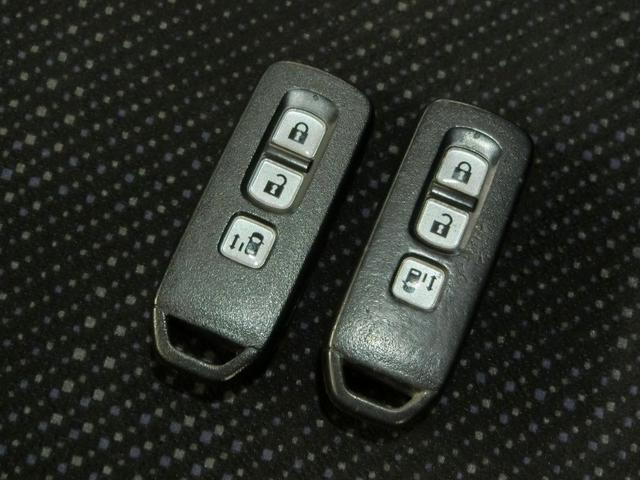 Ｎ－ＢＯＸ Ｇ・Ｌパッケージ　安全装備　衝突被害軽減システム　横滑り防止機能　ＡＢＳ　エアバッグ　盗難防止装置　アイドリングストップ　バックカメラ　ＥＴＣ　ドラレコ　ミュージックプレイヤー接続可　ＣＤ　スマートキー　キーレス（27枚目）