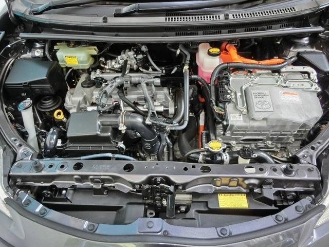 アクア Ｇ　ハイブリッド　ワンオーナー　横滑り防止機能　ＡＢＳ　エアバッグ　ＥＴＣ　ミュージックプレイヤー接続可　ＣＤ　キーレス　フル装備　アルミホイール　オートマ（7枚目）