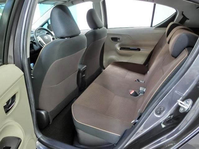 アクア Ｇ　ハイブリッド　ワンオーナー　横滑り防止機能　ＡＢＳ　エアバッグ　ＥＴＣ　ミュージックプレイヤー接続可　ＣＤ　キーレス　フル装備　アルミホイール　オートマ（12枚目）