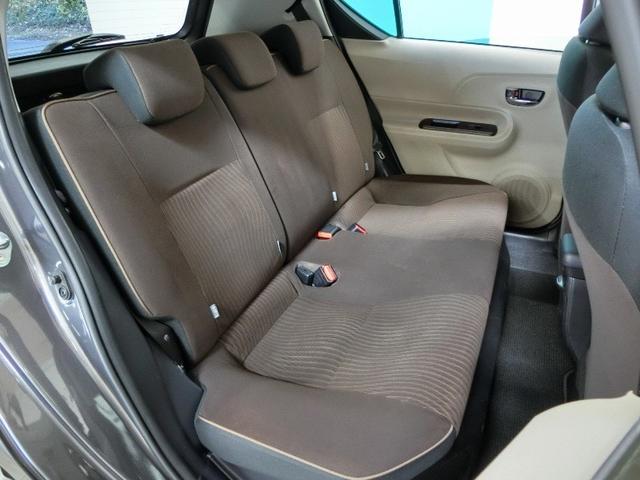 アクア Ｇ　ハイブリッド　ワンオーナー　横滑り防止機能　ＡＢＳ　エアバッグ　ＥＴＣ　ミュージックプレイヤー接続可　ＣＤ　キーレス　フル装備　アルミホイール　オートマ（13枚目）