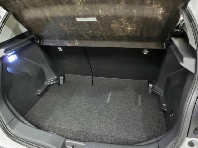 アクア Ｚ　ハイブリッド　ワンオーナー　安全装備　衝突被害軽減システム　横滑り防止機能　ＡＢＳ　エアバッグ　オートクルーズコントロール　盗難防止装置　ナビ　バックカメラ　ＥＴＣ　ドラレコ　スマートキー　キーレス（15枚目）