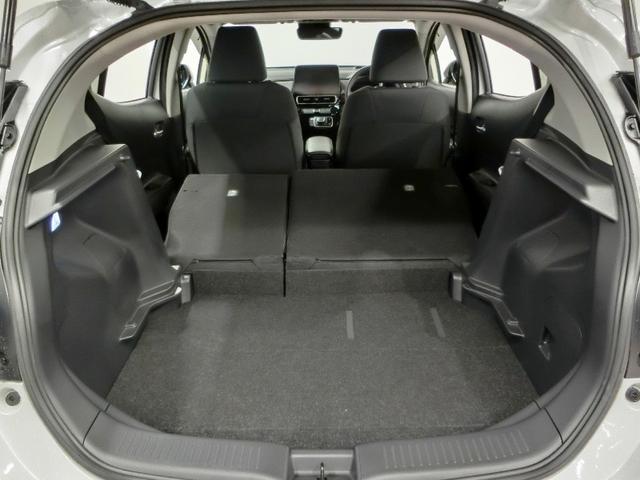 アクア Ｚ　ハイブリッド　ワンオーナー　安全装備　衝突被害軽減システム　横滑り防止機能　ＡＢＳ　エアバッグ　オートクルーズコントロール　盗難防止装置　ナビ　バックカメラ　ＥＴＣ　ドラレコ　スマートキー　キーレス（16枚目）