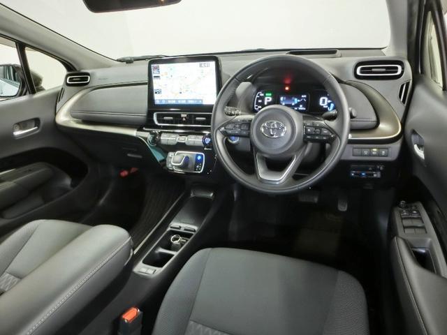 アクア Ｚ　ハイブリッド　ワンオーナー　安全装備　衝突被害軽減システム　横滑り防止機能　ＡＢＳ　エアバッグ　オートクルーズコントロール　盗難防止装置　ナビ　バックカメラ　ＥＴＣ　ドラレコ　スマートキー　キーレス（18枚目）