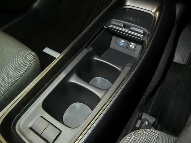 アクア Ｚ　ハイブリッド　ワンオーナー　安全装備　衝突被害軽減システム　横滑り防止機能　ＡＢＳ　エアバッグ　オートクルーズコントロール　盗難防止装置　ナビ　バックカメラ　ＥＴＣ　ドラレコ　スマートキー　キーレス（27枚目）