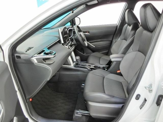 カローラクロス ハイブリッド Z ハイブリッド ワンオーナー ハーフレザー 電動シート 安全装備 衝突被害軽減システム 横滑り防止機能 ABS エアバッグ オートクルーズコントロール 盗難防止装置 TV バックカメラ ETC キーレス(12枚目)