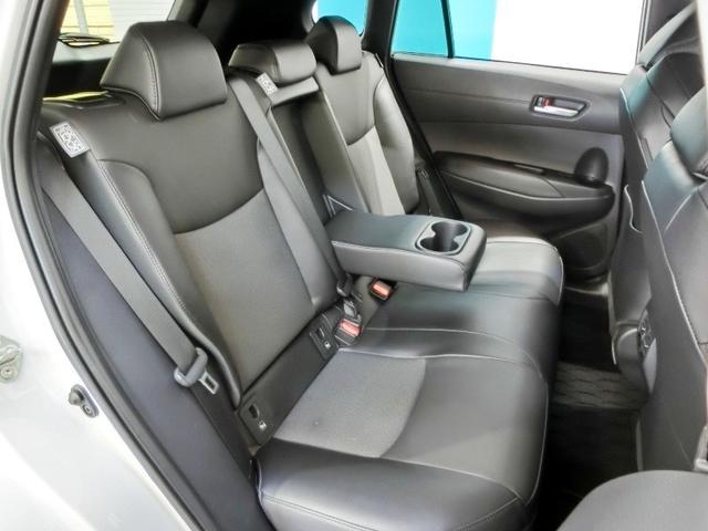 カローラクロス ハイブリッド Z ハイブリッド ワンオーナー ハーフレザー 電動シート 安全装備 衝突被害軽減システム 横滑り防止機能 ABS エアバッグ オートクルーズコントロール 盗難防止装置 TV バックカメラ ETC キーレス(14枚目)