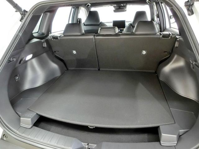 カローラクロス ハイブリッド Z ハイブリッド ワンオーナー ハーフレザー 電動シート 安全装備 衝突被害軽減システム 横滑り防止機能 ABS エアバッグ オートクルーズコントロール 盗難防止装置 TV バックカメラ ETC キーレス(15枚目)