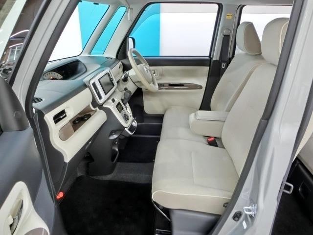 ムーヴキャンバス Ｘリミテッドメイクアップ　ＳＡＩＩＩ　衝突被害軽減システム　横滑り防止機能　ＡＢＳ　エアバッグ　盗難防止装置　アイドリングストップ　ＥＴＣ　ミュージックプレイヤー接続可　ＣＤ　スマートキー　キーレス　フル装備　両側電動スライド　オートマ（13枚目）