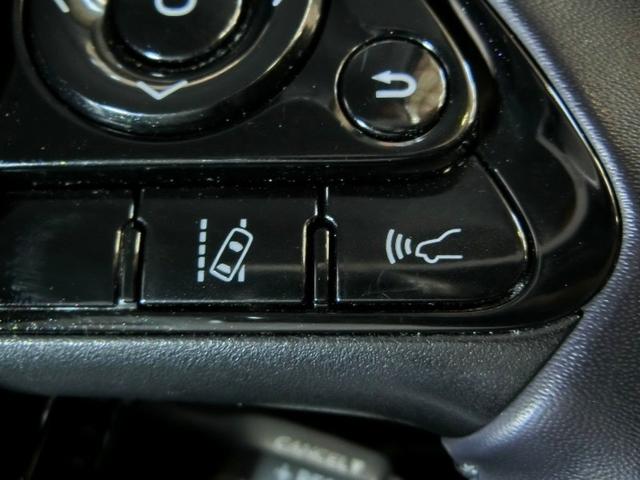 プリウス Ｓ　ハイブリッド　ワンオーナー　安全装備　衝突被害軽減システム　横滑り防止機能　ＡＢＳ　エアバッグ　オートクルーズコントロール　盗難防止装置　バックカメラ　ＥＴＣ　ドラレコ　ミュージックプレイヤー接続可（26枚目）