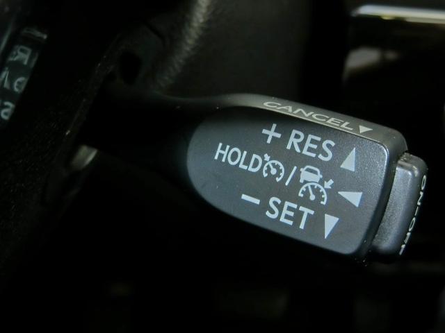 プリウス Ｓ　ハイブリッド　ワンオーナー　安全装備　衝突被害軽減システム　横滑り防止機能　ＡＢＳ　エアバッグ　オートクルーズコントロール　盗難防止装置　バックカメラ　ＥＴＣ　ドラレコ　ミュージックプレイヤー接続可（27枚目）