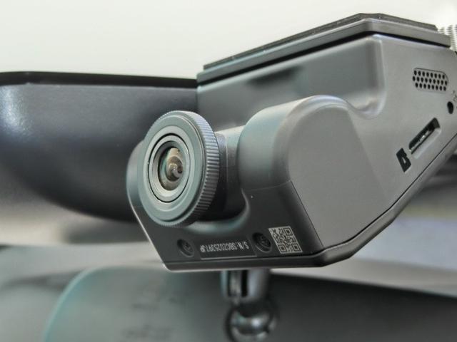 プリウス Ｓ　ハイブリッド　ワンオーナー　安全装備　衝突被害軽減システム　横滑り防止機能　ＡＢＳ　エアバッグ　オートクルーズコントロール　盗難防止装置　バックカメラ　ＥＴＣ　ドラレコ　ミュージックプレイヤー接続可（28枚目）