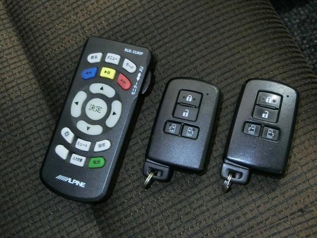 シエンタ ハイブリッドＧ　ハイブリッド　ワンオーナー　横滑り防止機能　ＡＢＳ　エアバッグ　盗難防止装置　バックカメラ　後席モニター　ＥＴＣ　ミュージックプレイヤー接続可　ＣＤ　スマートキー　キーレス　フル装備　両側電動スライド（32枚目）