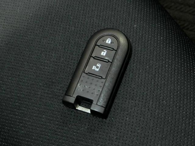 ルーミー Ｘ　Ｓ　ワンオーナー　衝突被害軽減システム　横滑り防止機能　ＡＢＳ　エアバッグ　盗難防止装置　アイドリングストップ　バックカメラ　ミュージックプレイヤー接続可　ＣＤ　スマートキー　キーレス　フル装備　オートマ（29枚目）