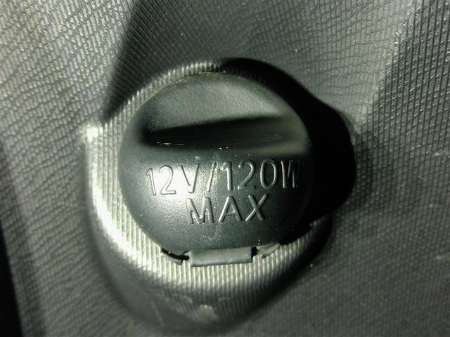 アクア S ハイブリッド ワンオーナー 横滑り防止機能 ABS エアバッグ 盗難防止装置 バックカメラ ETC ミュージックプレイヤー接続可 CD スマートキー キーレス フル装備 オートマ(26枚目)