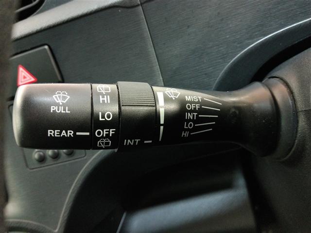 アクア S ハイブリッド ワンオーナー 横滑り防止機能 ABS エアバッグ 盗難防止装置 バックカメラ ETC ミュージックプレイヤー接続可 CD スマートキー キーレス フル装備 オートマ(29枚目)