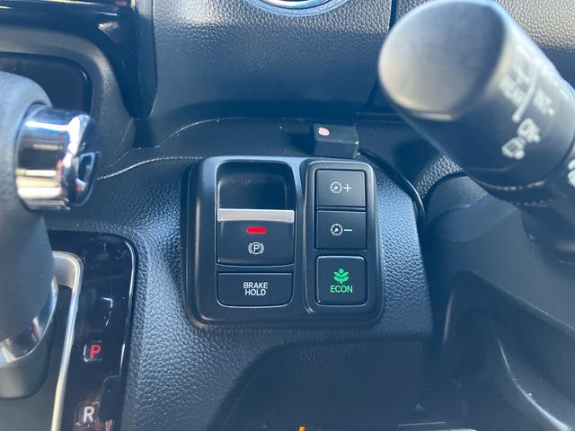 Ｎ－ＢＯＸカスタム Ｌ　衝突被害軽減ブレーキ　全車速対応アダプティブＣＣ　電子パーキングブレーキ　純正８インチナビ　Ｂｌｕｅｔｏｏｔｈ　ＵＳＢ　ナビ連動前後ドラレコ＆ＥＴＣ２．０　バックカメラ　バックソナー　シートヒータ（18枚目）