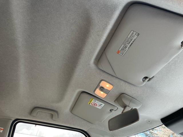 ムーヴキャンバス Ｇメイクアップリミテッド　ＳＡＩＩＩ　衝突軽減システム　全方位カメラ　メモリーナビ　フルセグＴＶ　Ｂｌｕｅｔｏｏｔｈ　両側パワースライドドア　スマートキー　ドアバイザー　フロアマット　オートライト　オートハイビーム　ＡＦＳ（20枚目）