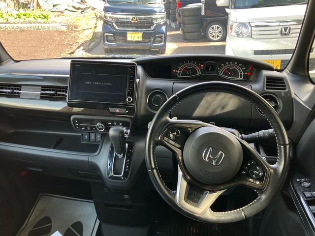 Ｎ－ＢＯＸカスタム Ｇ・Ｌターボホンダセンシング　衝突被害軽減ブレーキ　アダプティブＣＣ　レーンキープアシスト　純正８インチナビＴＶ　ブルートゥース　ＵＳＢ　ナビ連動ドラレコ＆ＥＴＣ　バックカメラ　両側パワスラ　オートハイビーム　サイドエアバッグ（3枚目）