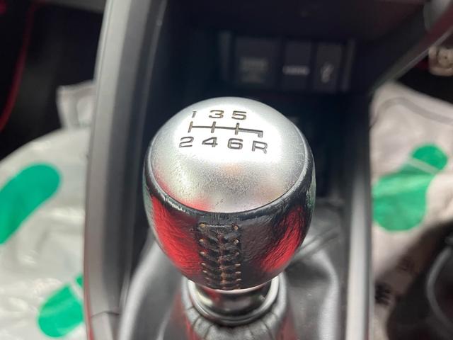 S660 α 6速MT 無限エアロFSR アクティブスポイラー フューエルリッド ETC センターディスプレイ バックカメラ 本革巻きステアリング&シフトノブ シートカバー プッシュスタート リコール対策済み(4枚目)