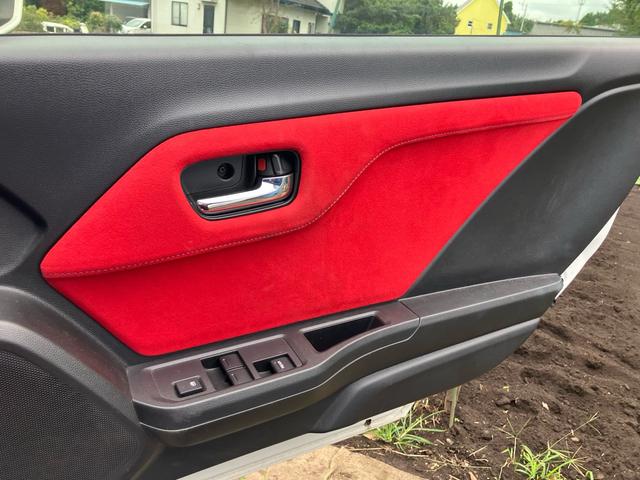 S660 α 6速MT 無限エアロFSR アクティブスポイラー フューエルリッド ETC センターディスプレイ バックカメラ 本革巻きステアリング&シフトノブ シートカバー プッシュスタート リコール対策済み(13枚目)