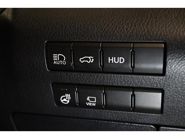 自動でハイ・ロー切りかえるオートマチックハイビームシステム搭載！らくらく操作のパワーバックドア装備！