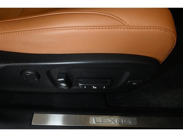 両席パワーシート搭載で座席の調節が簡単かつ自由自在です♪