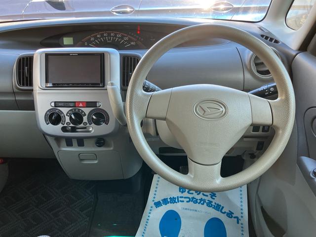 タント 　ウェルカムシート　福祉車両　助手席電動回転リフトシート　リモコン付き　電動スライドミラクルオープンドア　メモリナビＴＶ（16枚目）