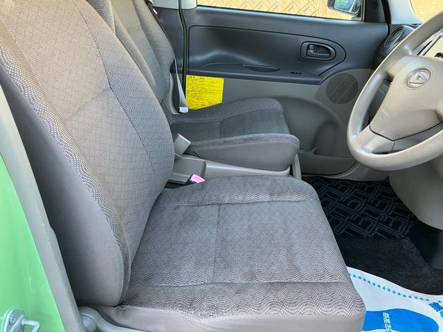 タント 　ウェルカムシート　福祉車両　助手席電動回転リフトシート　リモコン付き　電動スライドミラクルオープンドア　メモリナビＴＶ（19枚目）