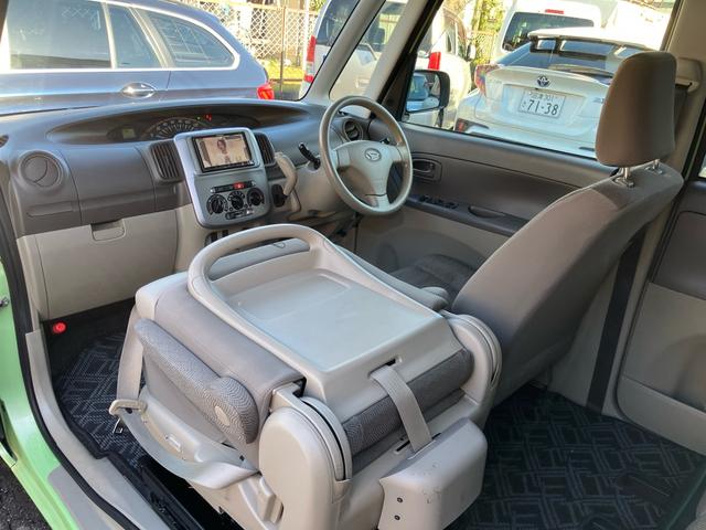 タント 　ウェルカムシート　福祉車両　助手席電動回転リフトシート　リモコン付き　電動スライドミラクルオープンドア　メモリナビＴＶ（44枚目）