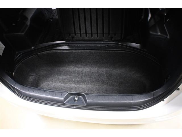 ノア Ｓｉ　フルセグ　ＨＤＤナビ　ＤＶＤ再生　ミュージックプレイヤー接続可　バックカメラ　ＥＴＣ　両側電動スライド　ＨＩＤヘッドライト　ウオークスルー　乗車定員８人　３列シート（28枚目）