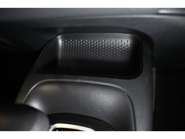 カローラスポーツ ハイブリッドＧ　Ｘ　フルセグ　メモリーナビ　ＤＶＤ再生　ミュージックプレイヤー接続可　バックカメラ　衝突被害軽減システム　ＥＴＣ　ＬＥＤヘッドランプ　ワンオーナー（13枚目）