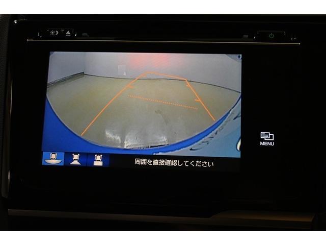 フィットハイブリッド Ｌパッケージ　フルセグ　メモリーナビ　ＤＶＤ再生　ミュージックプレイヤー接続可　バックカメラ　衝突被害軽減システム　ＥＴＣ　ＬＥＤヘッドランプ　社外アルミホイール（8枚目）