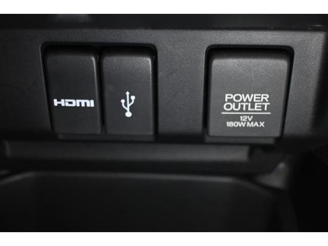 フィットハイブリッド Ｌパッケージ　フルセグ　メモリーナビ　ＤＶＤ再生　ミュージックプレイヤー接続可　バックカメラ　衝突被害軽減システム　ＥＴＣ　ＬＥＤヘッドランプ　社外アルミホイール（12枚目）